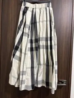 La boutique BonBon ロングスカート　白黒チェックのサムネイル