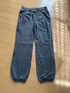 アディダス　スエットパンツ　Sサイズ　レディース