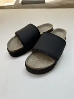 新品　Hender Scheme キャタピラーサンダル　サイズ5のサムネイル