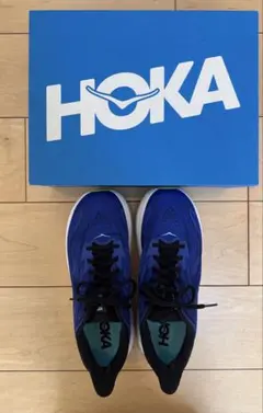 HOKA ランニングシューズ　 CLIFTON10 23.5 一度のみ使用　美品 HOKA ランニングシューズ CLIFTON10 23.5 一度のみ使用 美品 - メルカリ