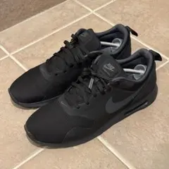 【最終値下げ】NIKE AIR MAX TAVAS 