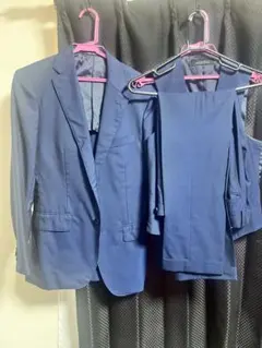 グリーンレーベルリラクシング　スーツ　ブルー