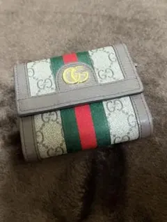 GUCCI 三つ折り財布
