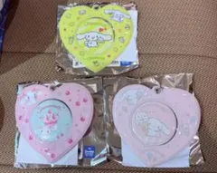 シナモロール　缶バッジ＆ホルダーセット