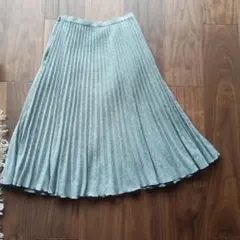 グレー プリーツスカート ひざ丈