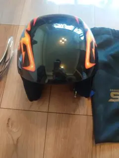 Item thumbnail for item ca335552-f997-4edc-887c-2d9e26414896