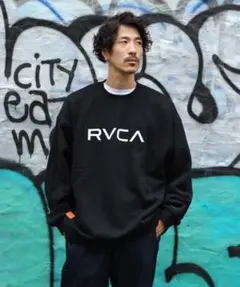 RVCAルーカメンズ BIG RVCA CR トレーナー【2021年秋冬モデル】のサムネイル