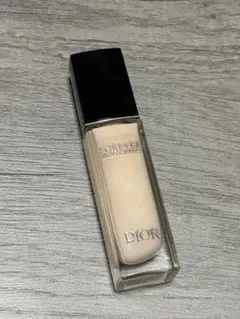 ディオールスキン フォーエヴァー スキン コレクト コンシーラー 0.05N