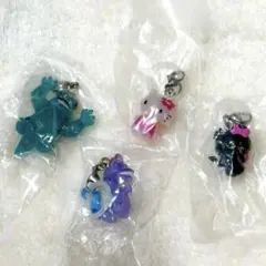 ハローキティめじるしアクセサリー　モンスターズインクめじるしアクセサリー　計4点