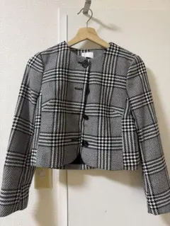 H&M チェック柄 ノーカラージャケット ショート丈のサムネイル