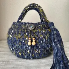 Item thumbnail for item 74b9591d-e895-434a-a7e9-036025eff16f