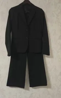 ユニクロ　ブラックビジネススーツ ワイドスリムパンツ　Sサイズおまけ付き