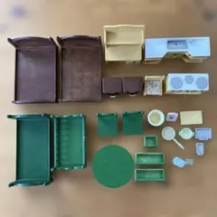 [値下げしました]シルバニアファミリー　家具と小物　まとめ売り