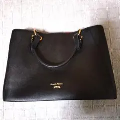 サマンサタバサ　バッグ　黒　赤
