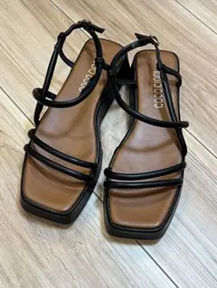 Coco Cicci ストラップサンダル Lサイズ　黒