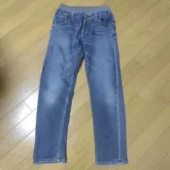 デニムブルー スリムフィット長ズボン