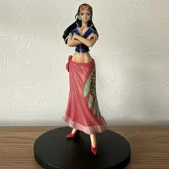 ワンピース ロビン フィギュアのサムネイル