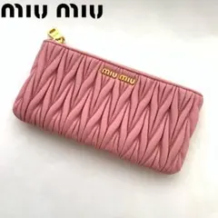 新品 本物 Miu Miu ( ミュウミュウ ) ピンク ポーチ バッグ miu miu（ミュウミュウ） ポーチ レザー ピンク メイクポーチ リボン