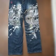 メモリースペシャル 刺繍デニム 錦鯉 昇鯉 和柄 ストレートデニム W82 