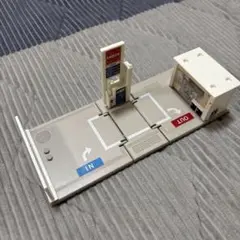 Item thumbnail for item 77a53f1b-82ac-4908-8c9c-f355392f1206