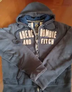 Abercrombie & Fitch(アバクロ）パーカー　ヴィンテージ