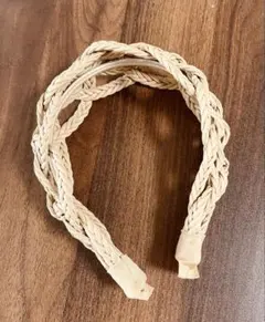 え*ん様 ベージュ 編み込み ヘアバンド