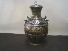 中国古玩 唐物 青銅饕餮文双耳花瓶 古青銅器 在銘 花器 花入 銅製 置物