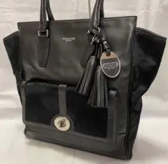 Item thumbnail for item 7e985215-bb89-436c-a0bc-36746d0af003