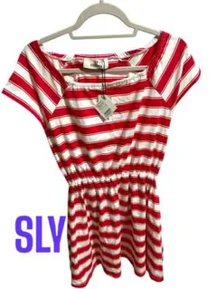 新品タグ付き　SLY 半袖ワンピース　チュニック　スライ　ボーダーワンピース