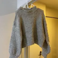 ボリュームスリーブ クロップドニット　ZARA ニット