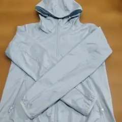 UNIQLO ポケッタブルパーカー ナイロンジャンパー M ライトブルー