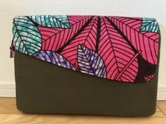 ハンドメイドタブレットケース〜Made in Rwanda〜