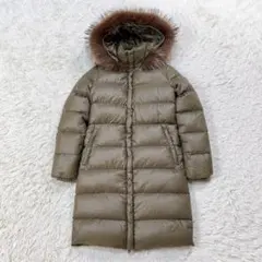 デュベティカ デネブ ロング ダウンコート 2way 40 M相当 カーキ系のサムネイル