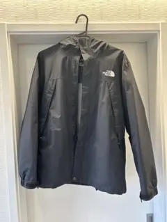 THE NORTH FACE ブラック マウンテンパーカーのサムネイル