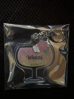 SEVENTEEN CAFE アクリルキーホルダー　WOOZI