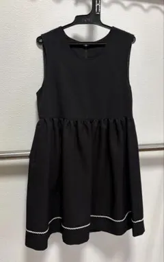 黒のワンピース（ジャンパースカート）130 フォーマル　冠婚葬祭　卒園式　入学式