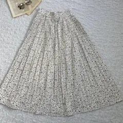 ふんわり花柄 プリーツスカートベージュ➕グレー Lサイズ