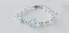 #48 ✽ハンドメイドブレスレット✽フラワービーズ✽ライトブルーカラー✽