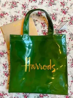 絶滅の光沢素材【これぞハロッズ】Harrodsグリーン×ゴールドロゴバッグ