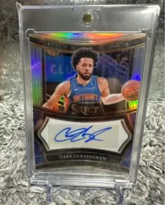 NBAカード　Cade Cunningham auto /249
