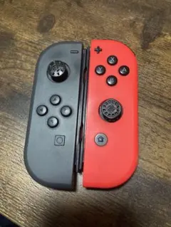 Nintendo Switch ジョイコン 赤と黒