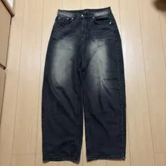 Chikashitsu＋ デニムパンツ