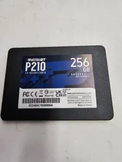 Patriot P210 256GB 2.5インチ SSD 本体