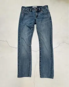 Item thumbnail for item 5eb8f181-2be4-4272-8ab8-07894d6f4363