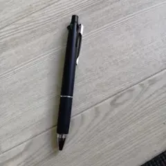 ジェットストリーム4+1 黒