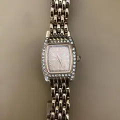 最終処分価格！フォリフォリ　クリスタル装飾 ゴールドメタル 腕時計