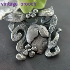 レアなヨーロッパ製【森の妖精✤アール・ヌーヴォー調】ヴィンテージブローチ 一点物