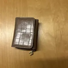 三つ折財布