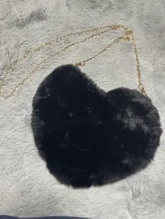 ハート型ファーショルダーバッグ