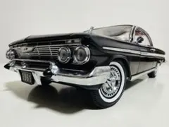 SSサンスター/'61 Chevyシボレー Impalaインパラ 1/18 絶版のサムネイル